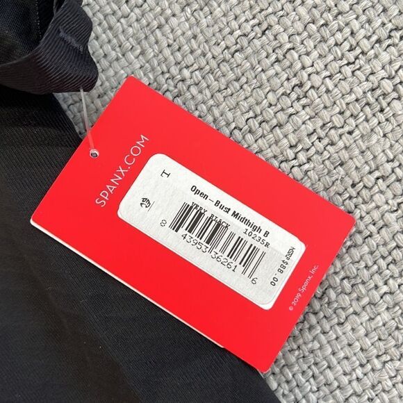 Spanx Black Open Bust Midthigh Bodysuit Size Large - Picture 6 of 10